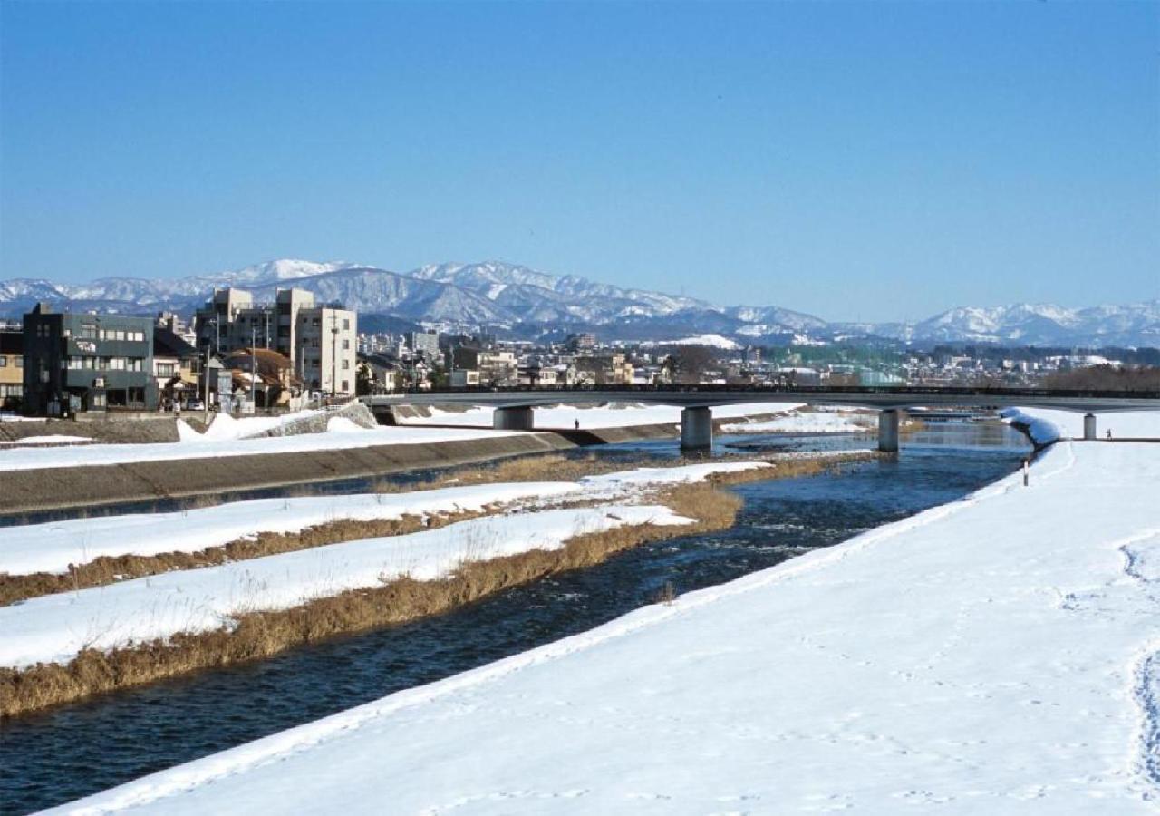 Apa Hotel Kanazawa Nomachi Esterno foto